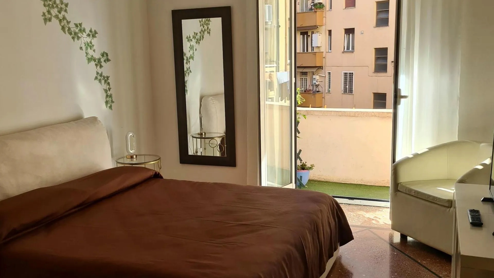 Red Moon House - Tra Policlinico E Piazza Bologna Daire Roma İtalya
